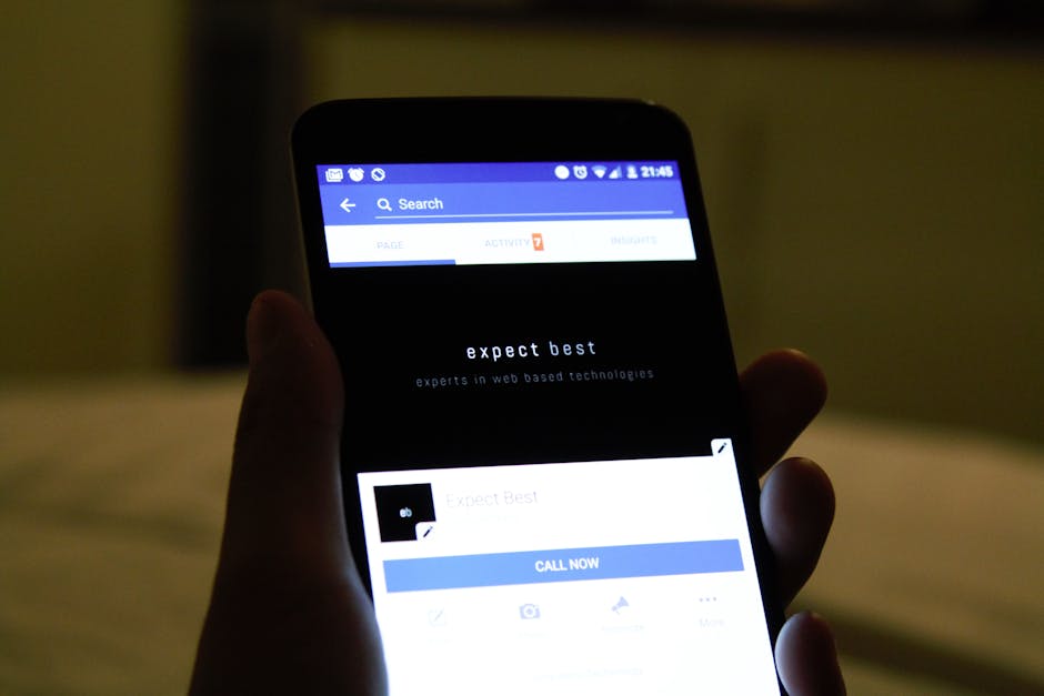 Akıllı Telefon Tutan El Yakın çekim