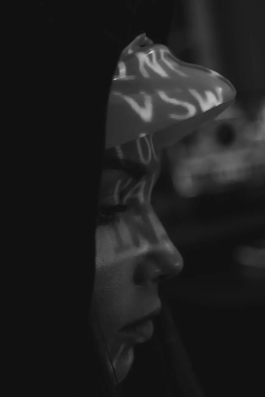 Yan proje geliştirme ve kodlama konseptini temsil eden görsel