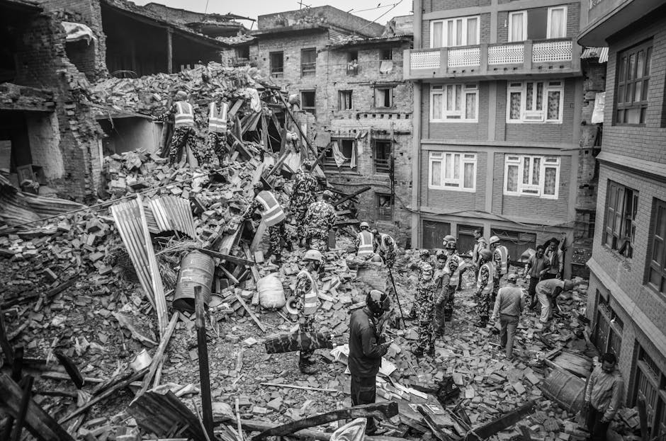 binalar, deprem, gri tonlama içeren Ücretsiz stok fotoğraf