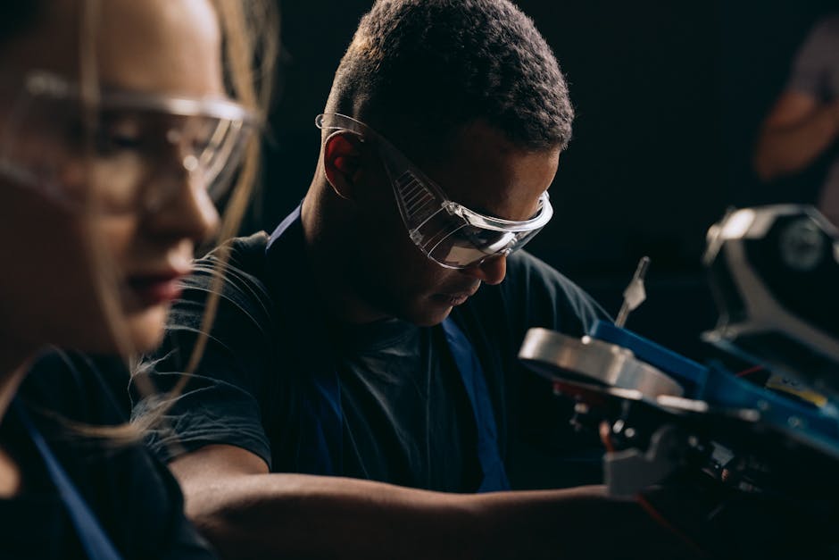 #kapalı, adam, Araştırma içeren Ücretsiz stok fotoğraf