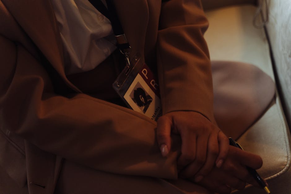 alan derinliği, basın, basın kartı içeren Ücretsiz stok fotoğraf