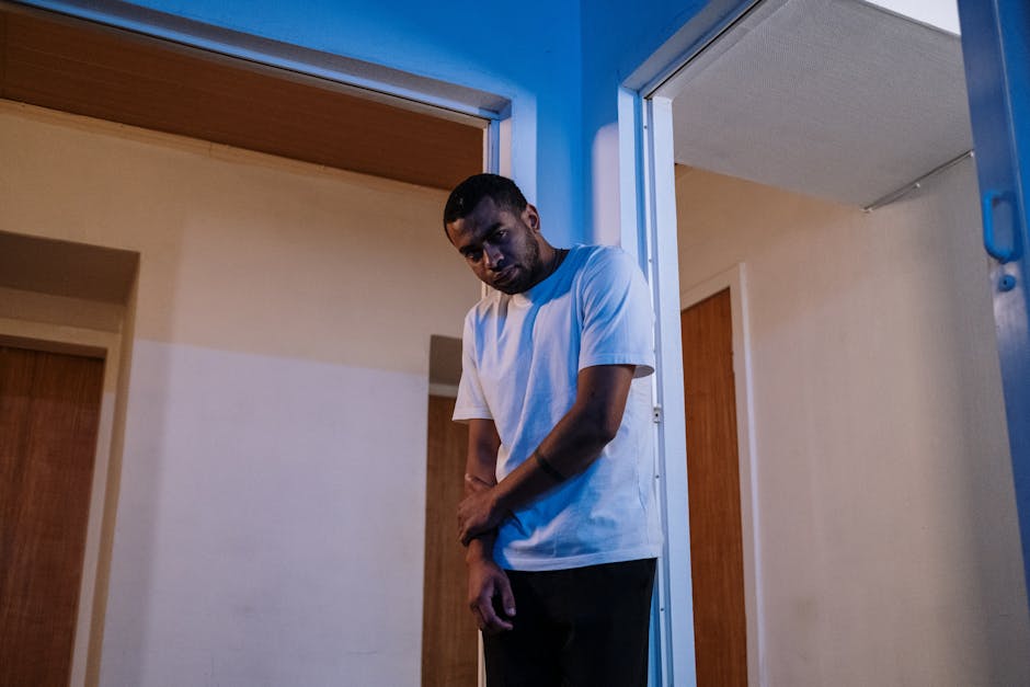 adam, agorafobi, akıl sağlığı içeren Ücretsiz stok fotoğraf