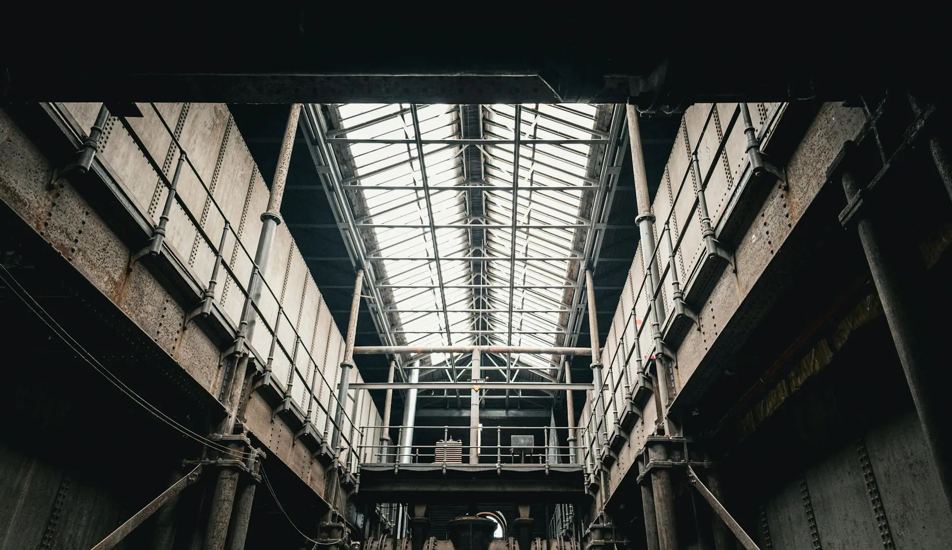 MLOps production pipeline and model deployment processes