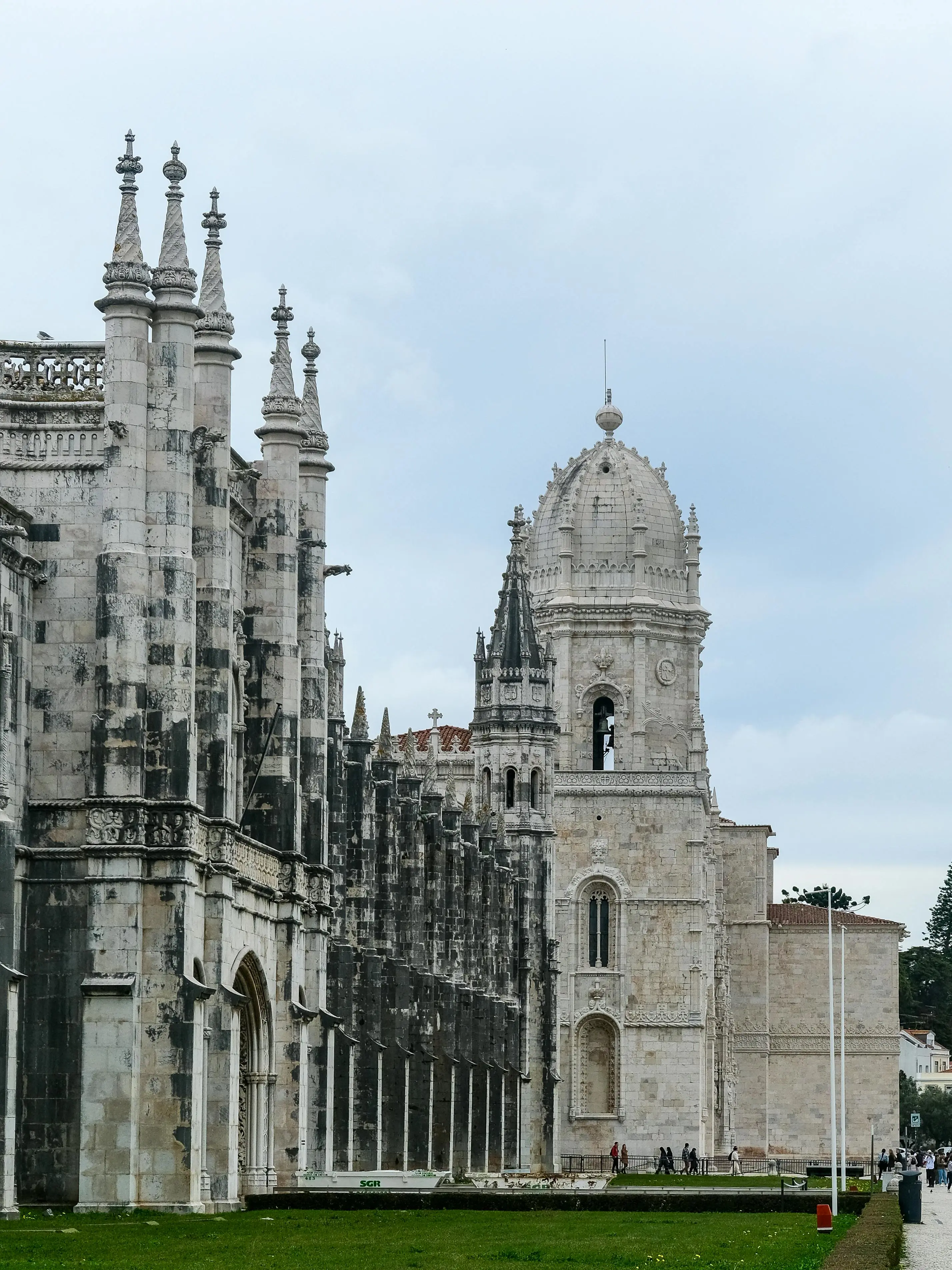 RAG mimarisi ve retrieval-augmented generation rehberi