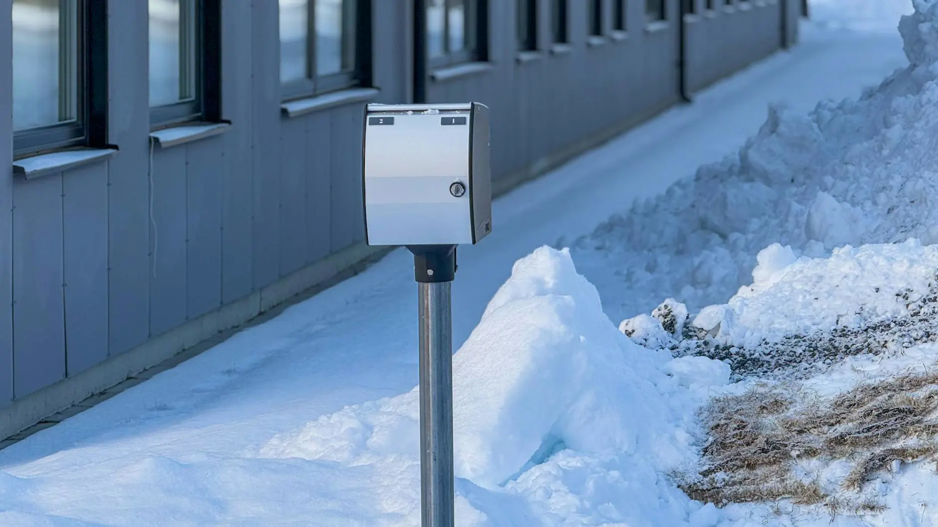 Technology infrastructure representing Elasticsearch search engine concepts