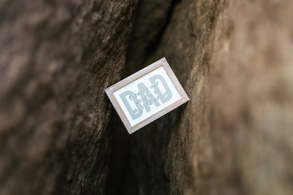 ahşap çerçeve, aile, alıntı içeren Ücretsiz stok fotoğraf