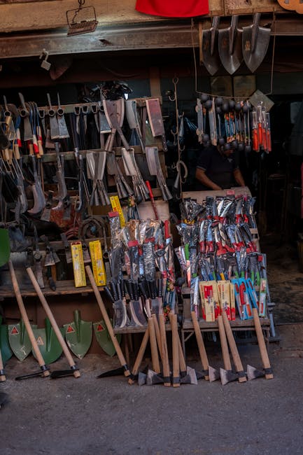 açık ekran, ahşap ekipman, ahşap kulplar içeren Ücretsiz stok fotoğraf