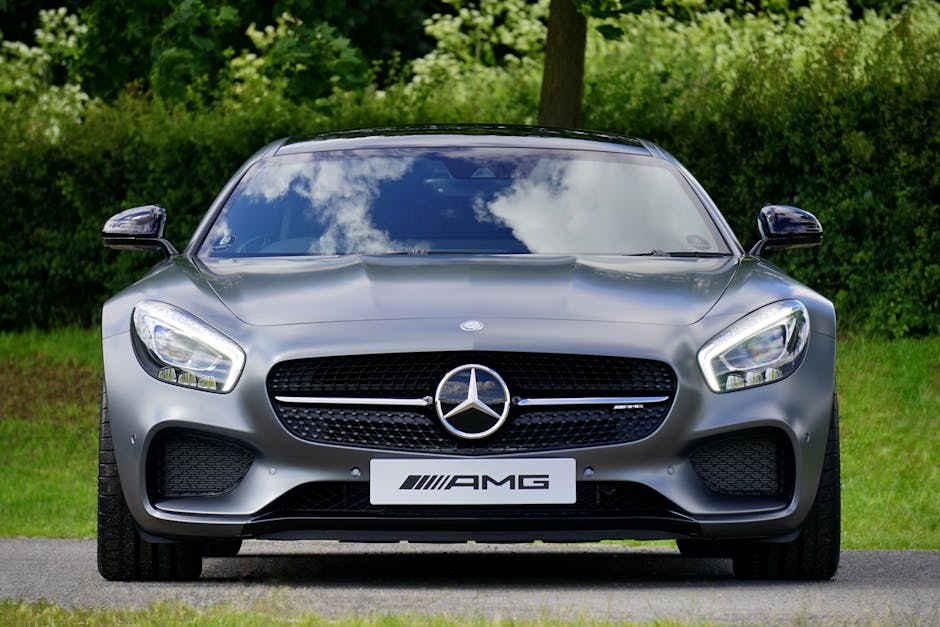 Gri Mercedez Benz Amg